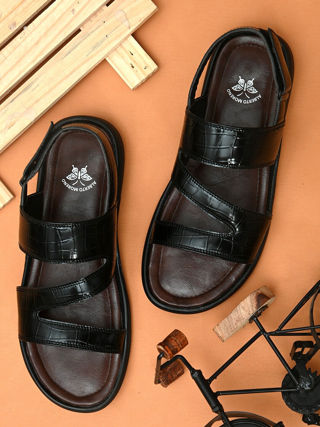 

ALBERTO MORENO Men Black Comfort Sandals