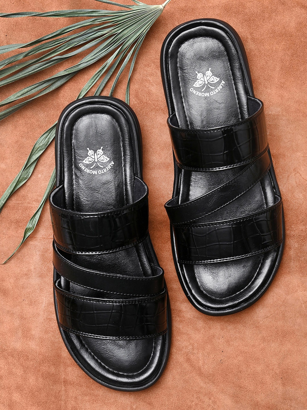 

ALBERTO MORENO Men Black Comfort Sandals