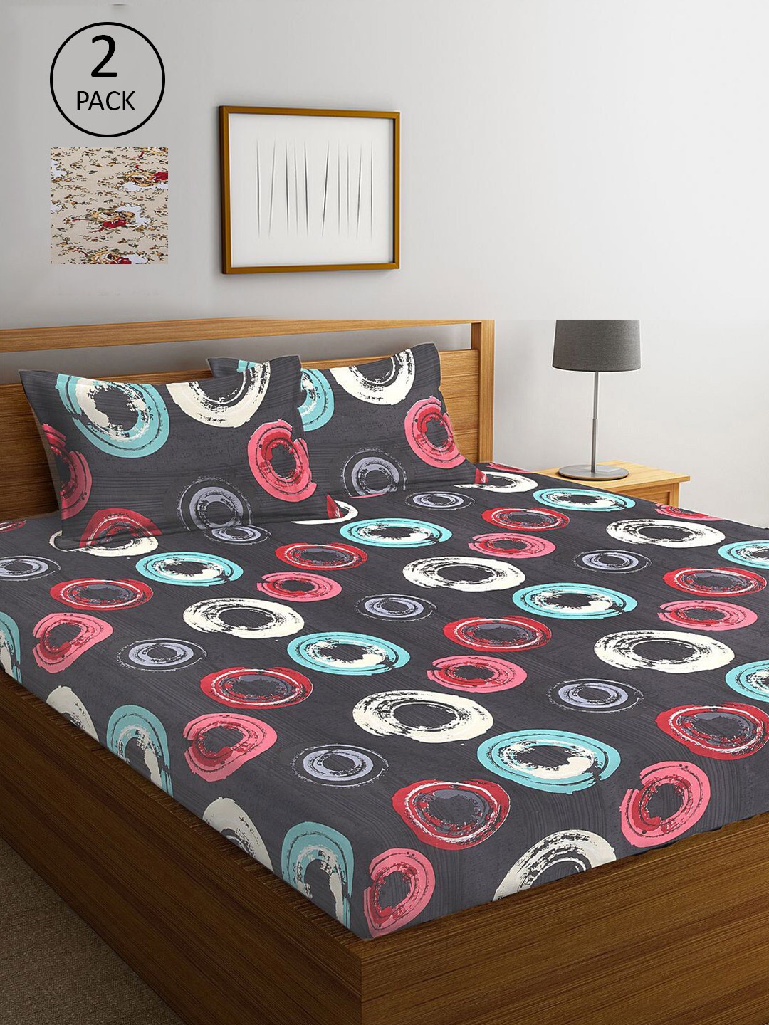 

KLOTTHE Grey & Beige Geometric 210 TC 2 King Bedsheet with 4 Pillow Covers