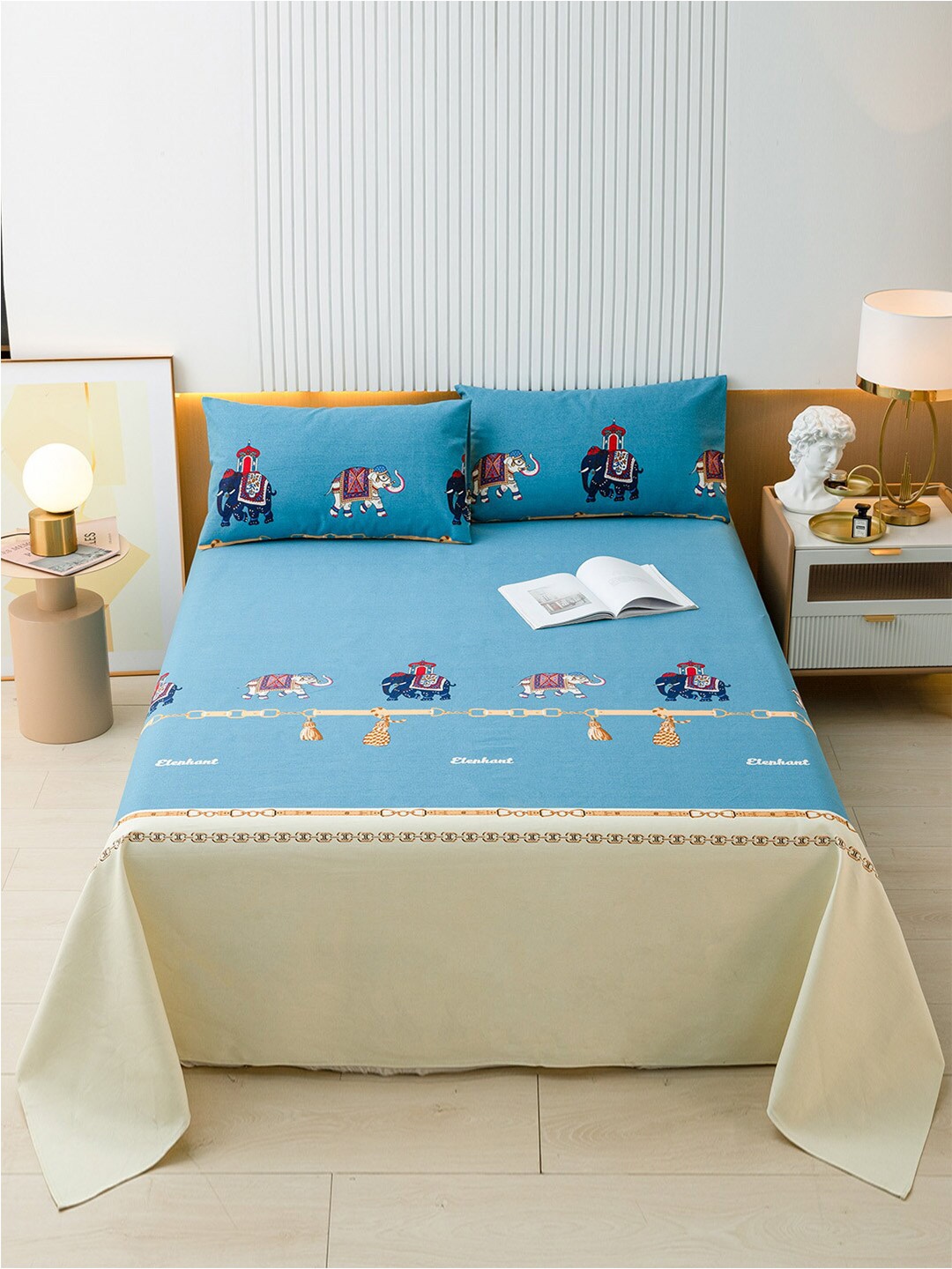 

JC Collection Blue & White Ethnic Motifs Single Bedsheet with Pillow Covers