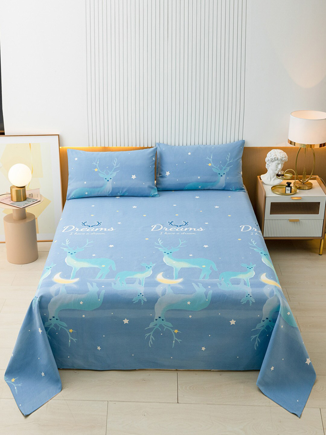 

JC HOME Blue & White Graphic King Bedsheet with 2 Pillow Covers