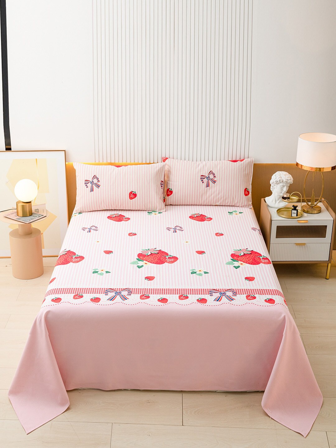 

JC Collection Pink & White 144 TC Printed King Cotton Bedsheet