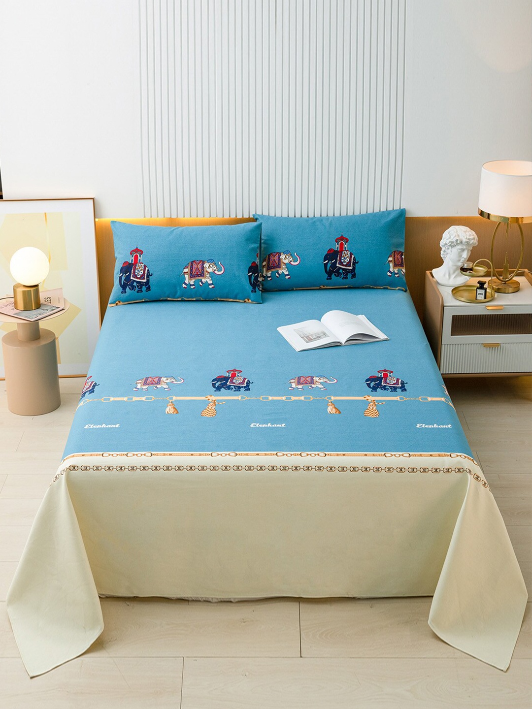 

JC Collection Blue & Cream-Coloured Ethnic Motifs Queen Bedsheet with Pillow Covers