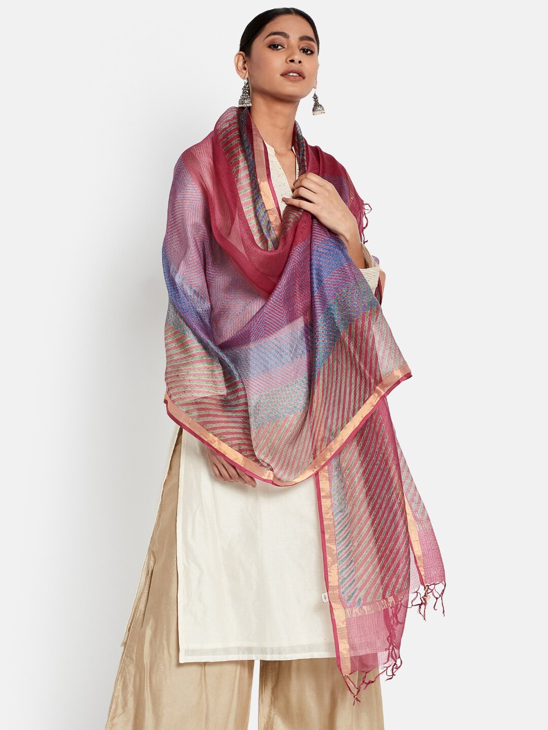 

Fabindia Magenta & Blue Printed Pure Silk Dupatta