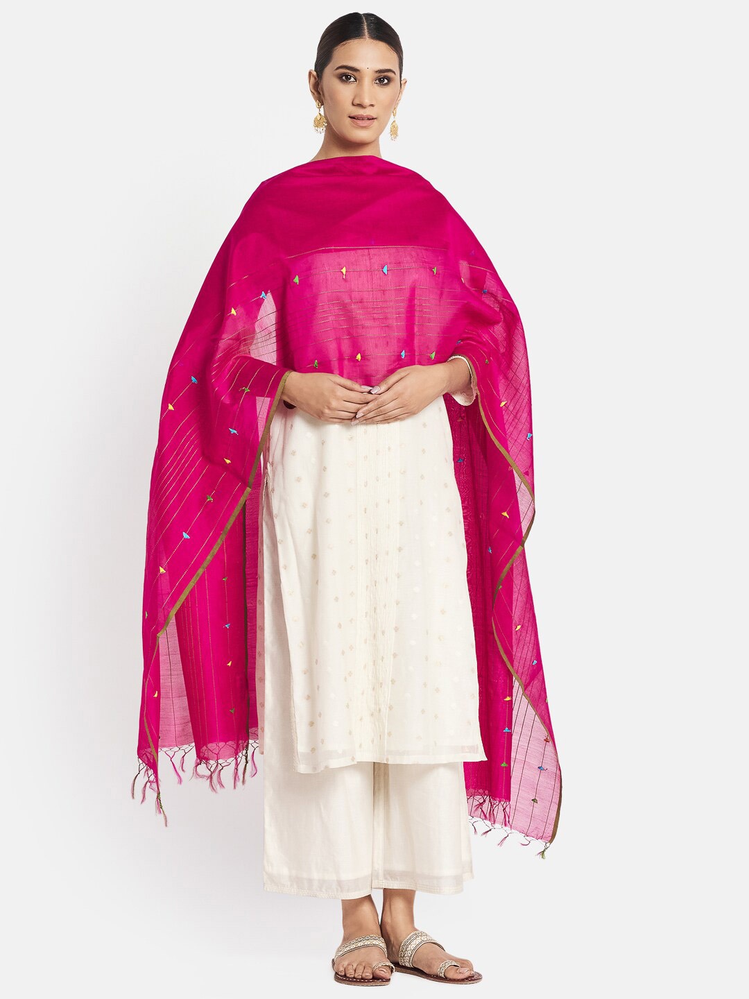 

Fabindia Magenta Embroidered Cotton Silk Dupatta