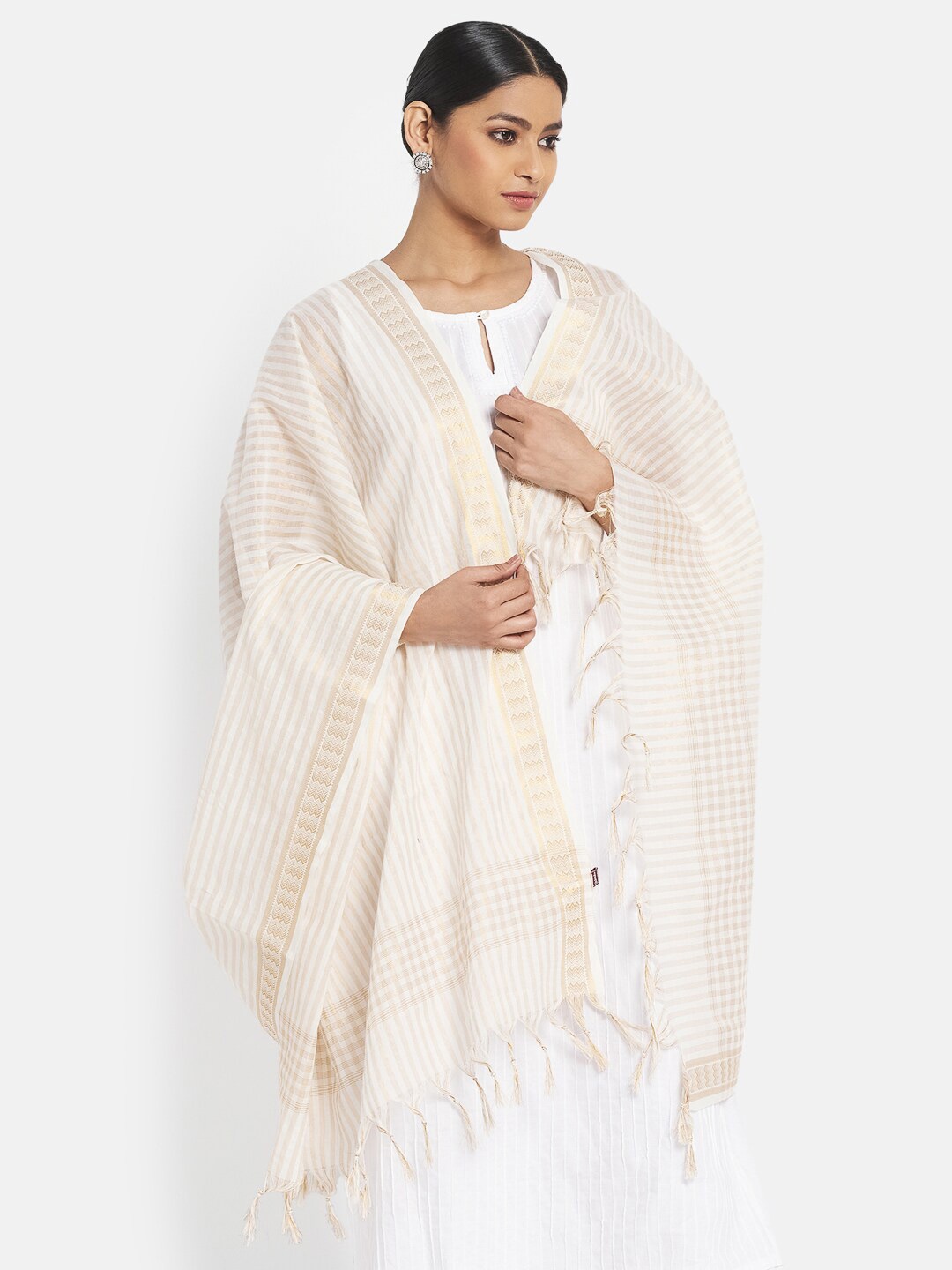 

Fabindia Off White & Gold-Toned Striped Pure Cotton Dupatta