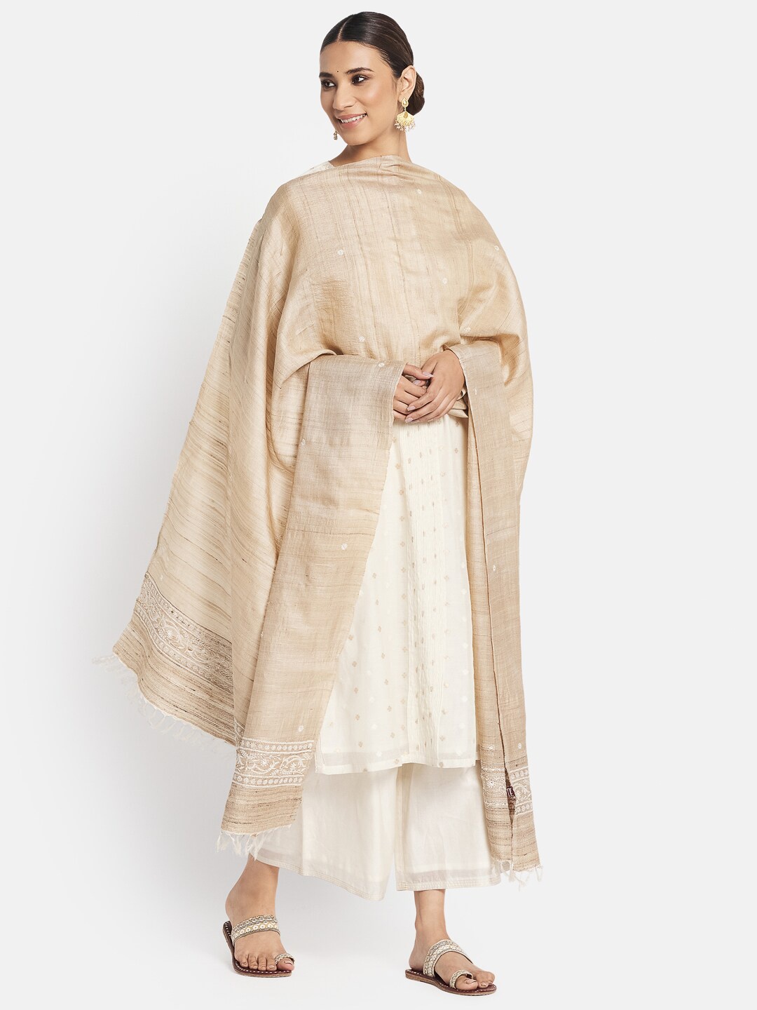 

Fabindia Beige & White Embroidered Pure Silk Dupatta with Thread Work