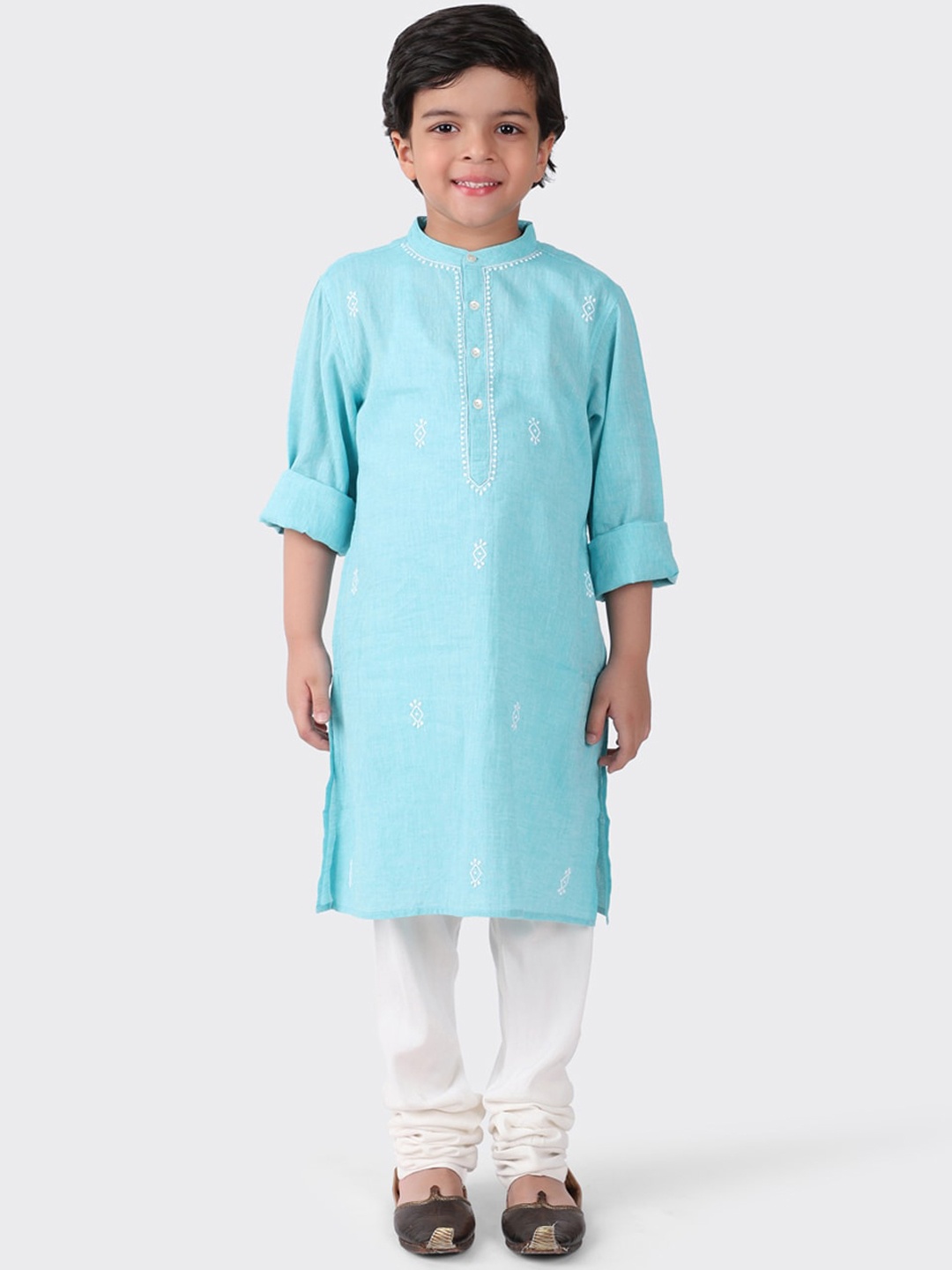 

Fabindia Boys Turquoise Blue Ethnic Motifs Embroidered Thread Work Kurta
