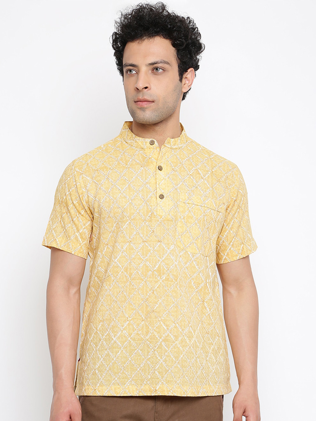 

Fabindia Men Yellow Embroidered Cotton Thread Work Kurta