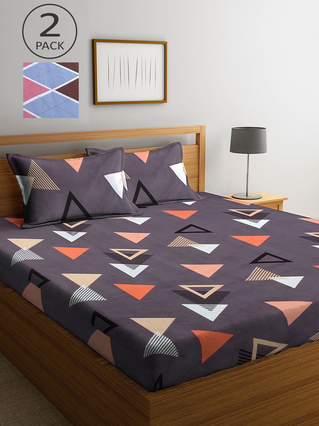 

KLOTTHE Purple & Pink Geometric 210 TC 2 King Bedsheet with 4 Pillow Covers