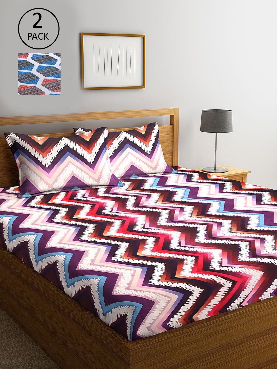 

KLOTTHE Red & Purple Geometric 210 TC 2 King Bedsheets with 4 Pillow Covers
