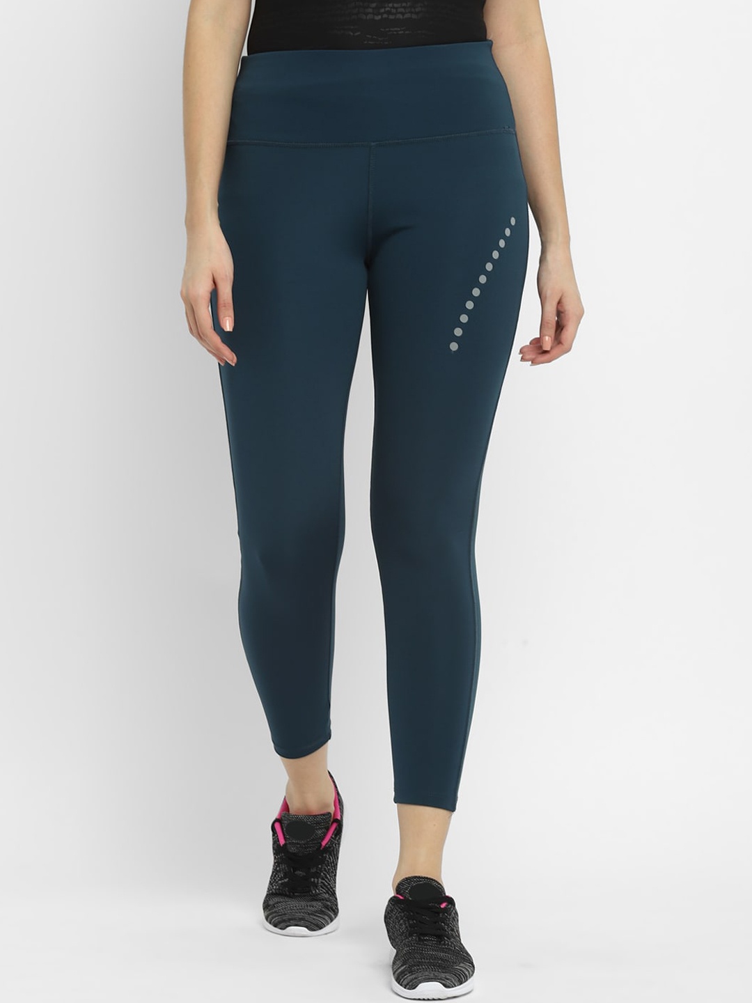 

Yuuki Blue Coloured Solid Tights