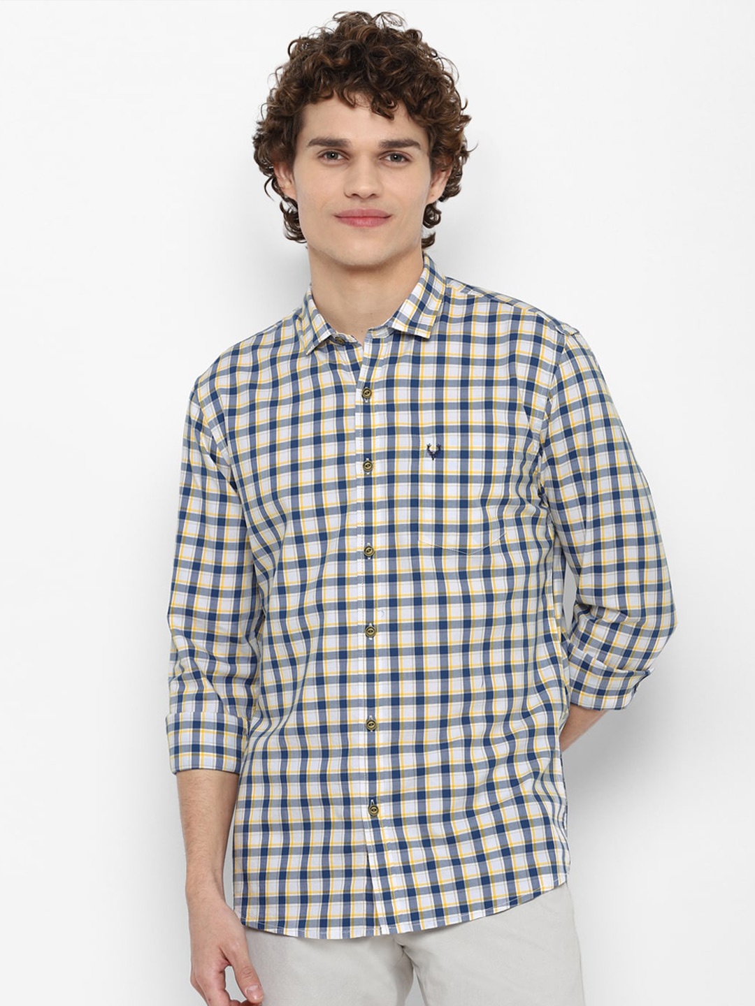 

Allen Solly Sport Men Cream-Coloured Slim Fit Checked Casual Shirt
