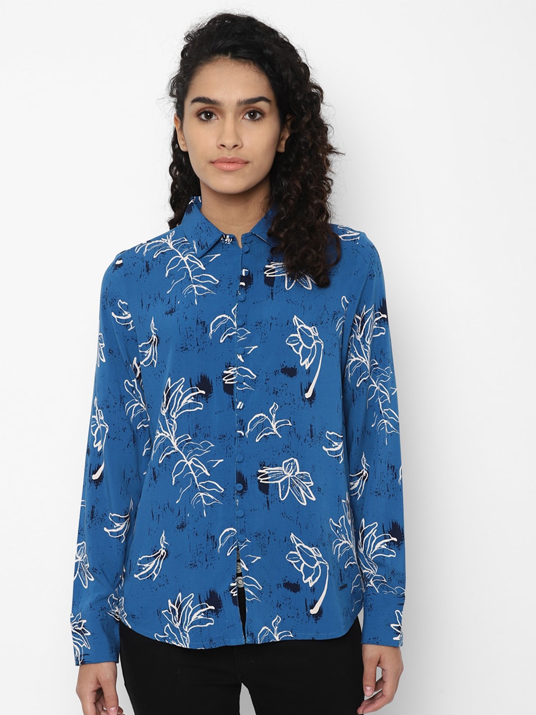 

Allen Solly Woman Blue Floral Printed Casual Shirt