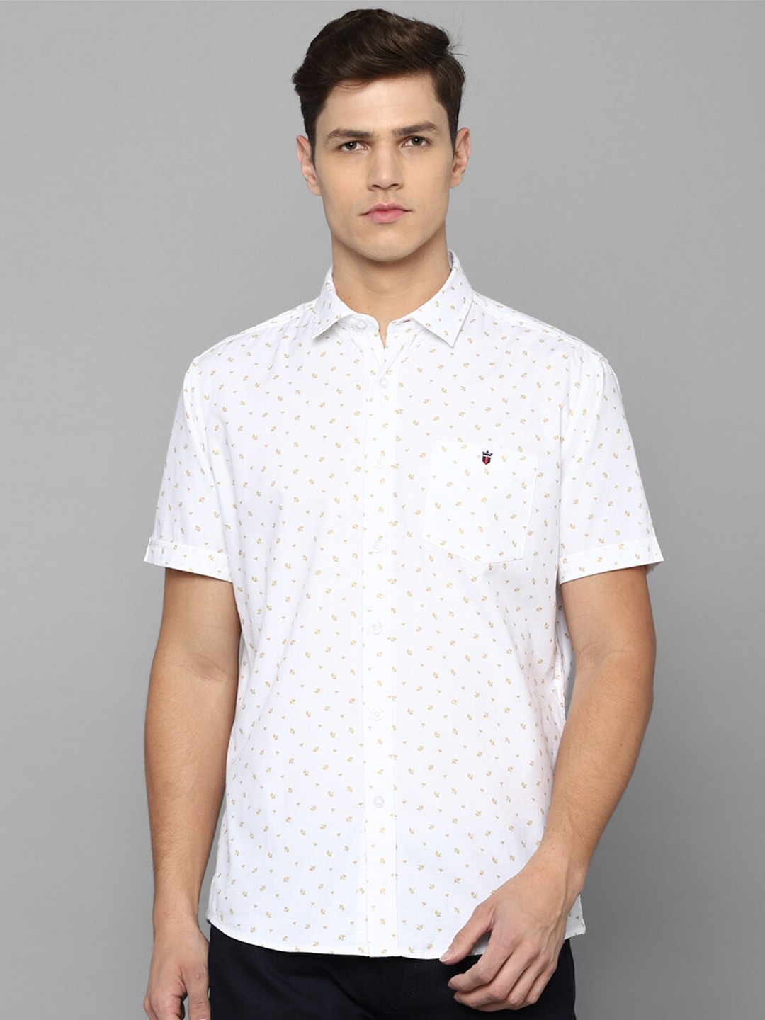 

Louis Philippe Jeans Men White Slim Fit Printed Casual Shirt