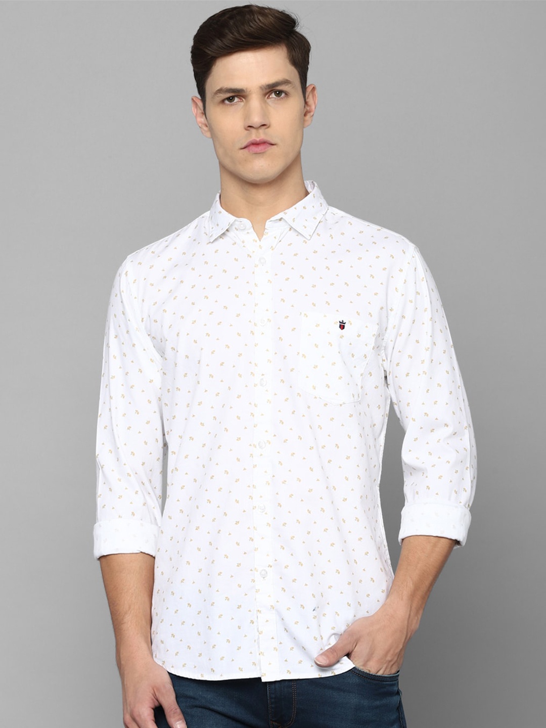 

Louis Philippe Jeans Men White Slim Fit Printed Casual Shirt
