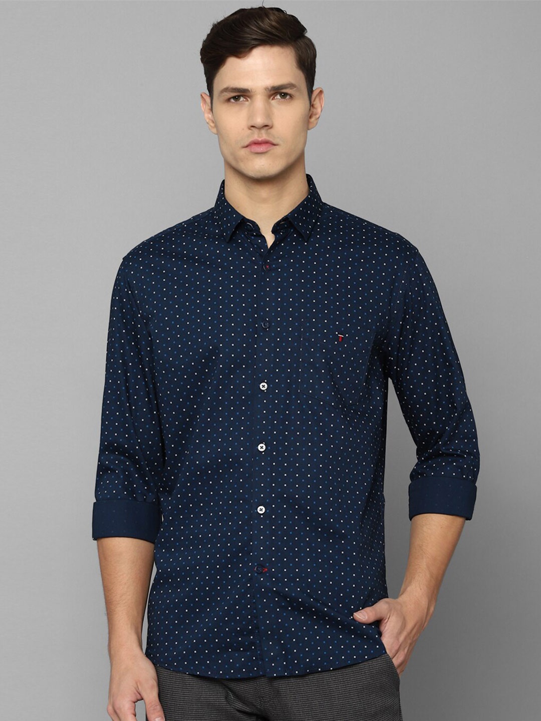 

Louis Philippe Sport Men Navy Blue Slim Fit Printed Casual Shirt