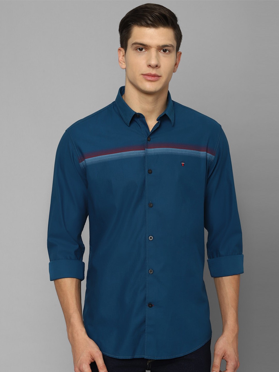 

Louis Philippe Sport Men Blue Slim Fit Casual Shirt