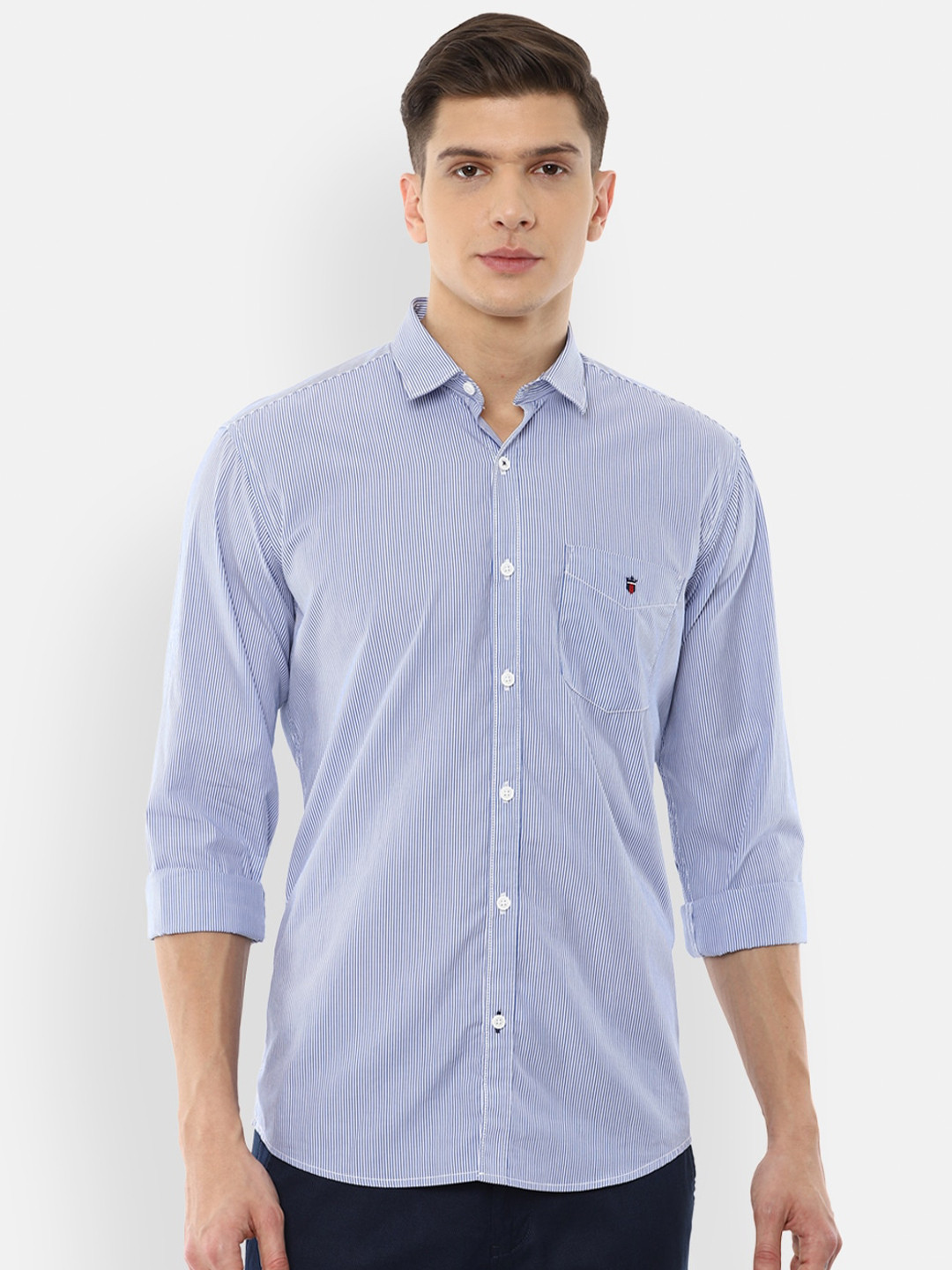 

Louis Philippe Sport Men Blue Slim Fit Striped Casual Shirt