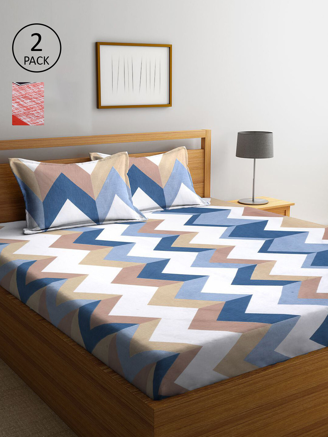 

KLOTTHE Red & White Geometric Printed 210 TC 2 King Bedsheets with 4 Pillow Covers