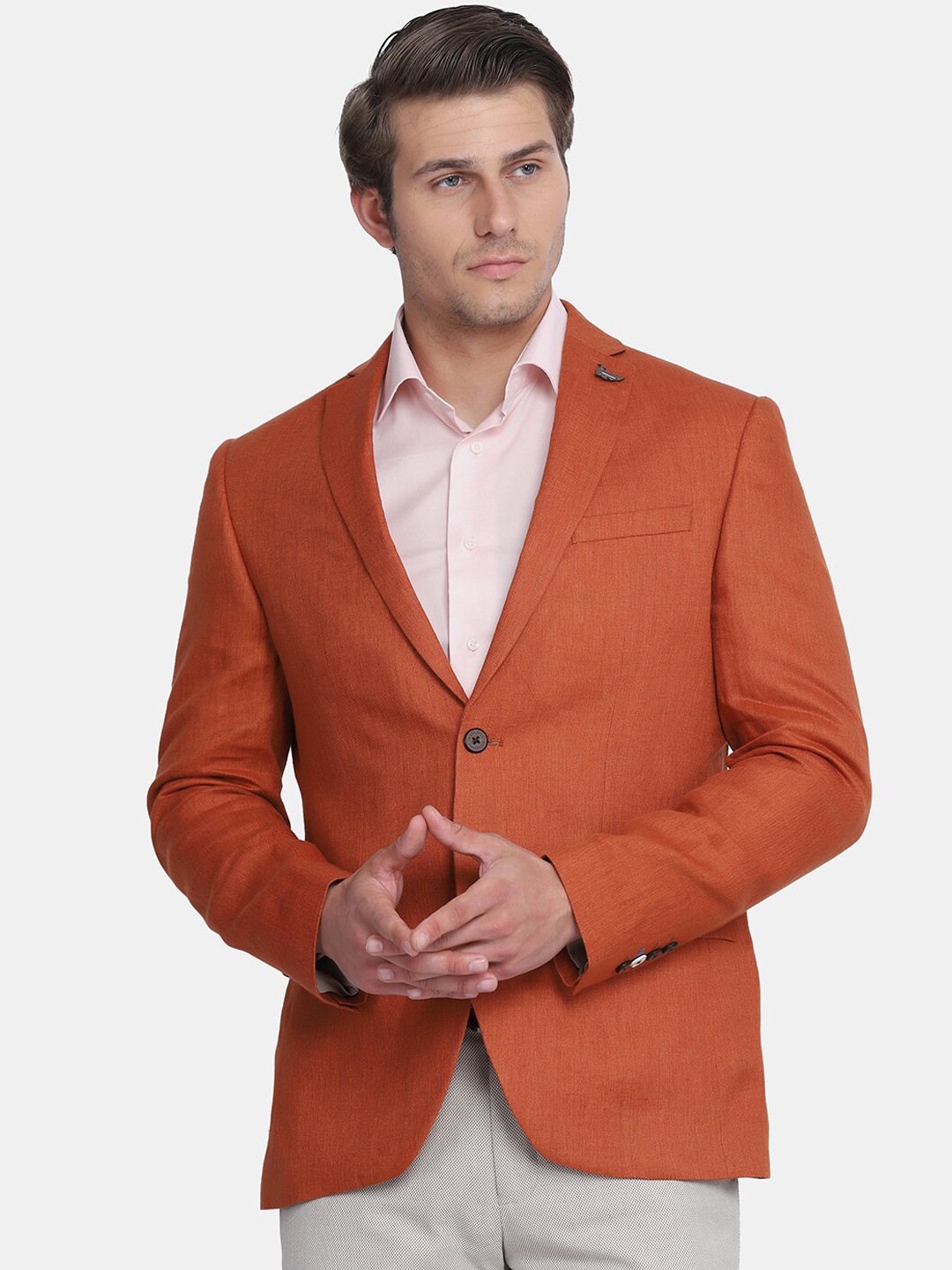 

Blackberrys Men Rust Coloured Solid Single Breasted Slim-Fit Blazer