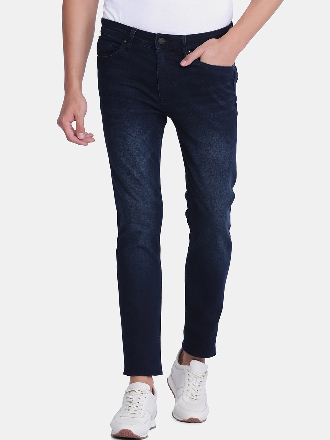 

Blackberrys Men Blue Skinny Fit Low-Rise Light Fade Jeans
