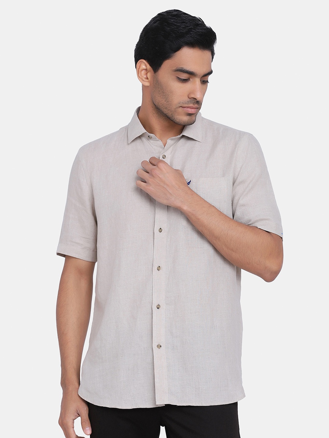 

Blackberrys Men Beige India Slim Fit Casual Shirt