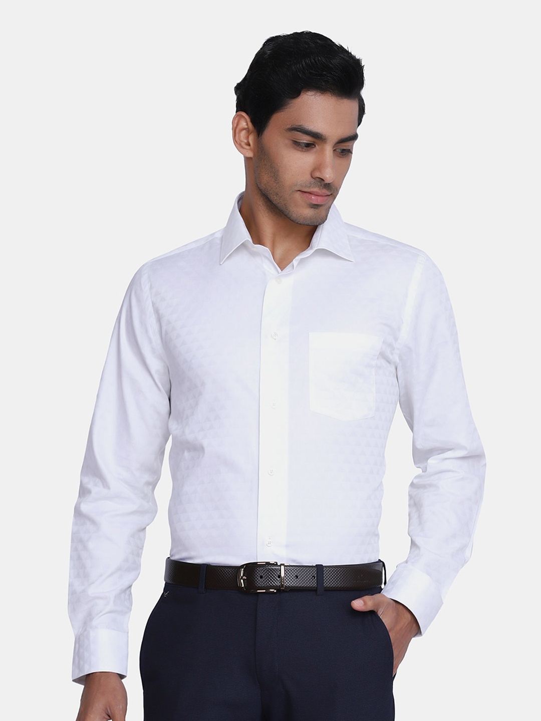 

Blackberrys Men White Slim Fit Formal Shirt