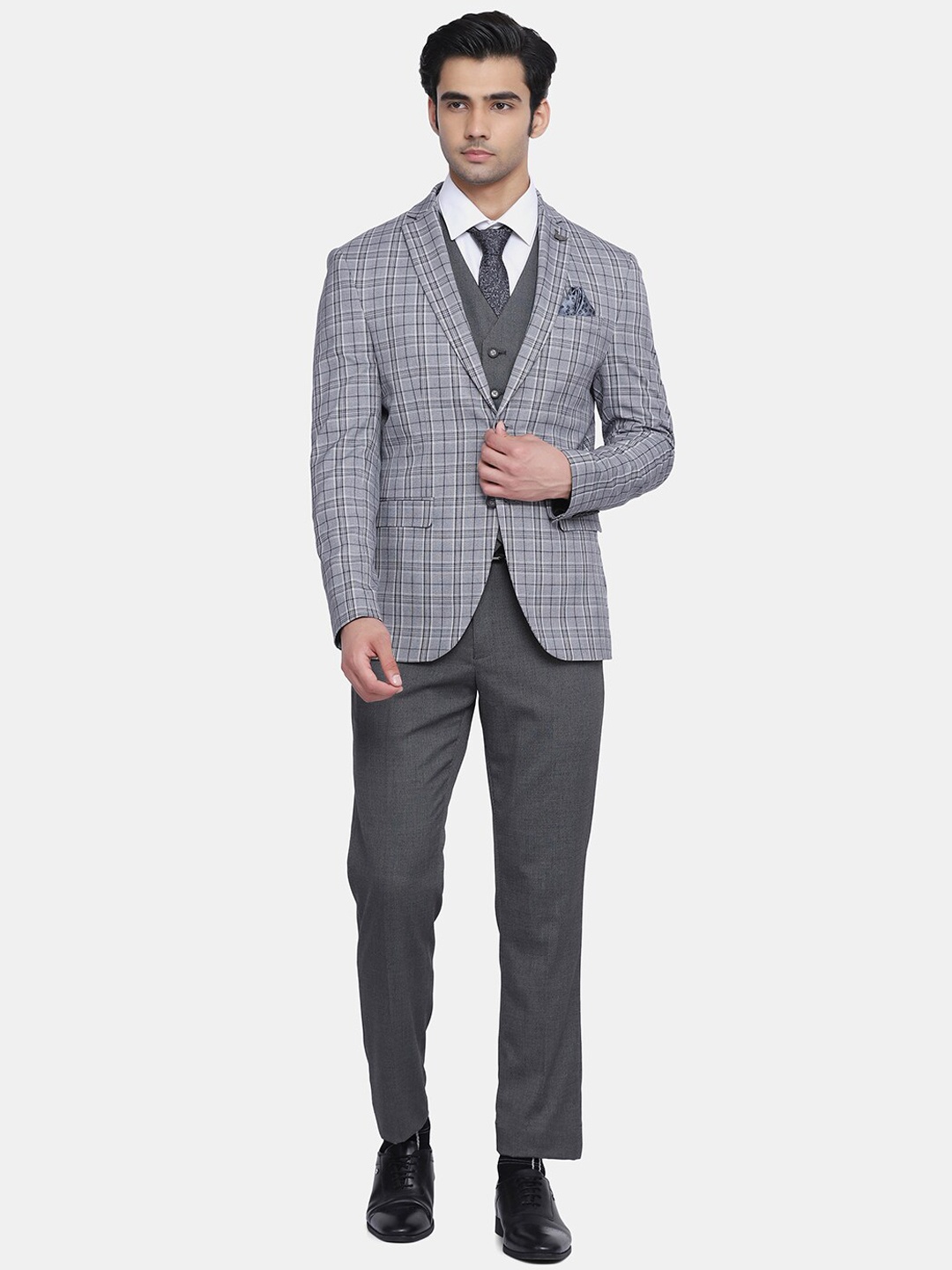 

Blackberrys Men Grace 4 Pcs Multitude 6X Checked Formal Suit, Grey