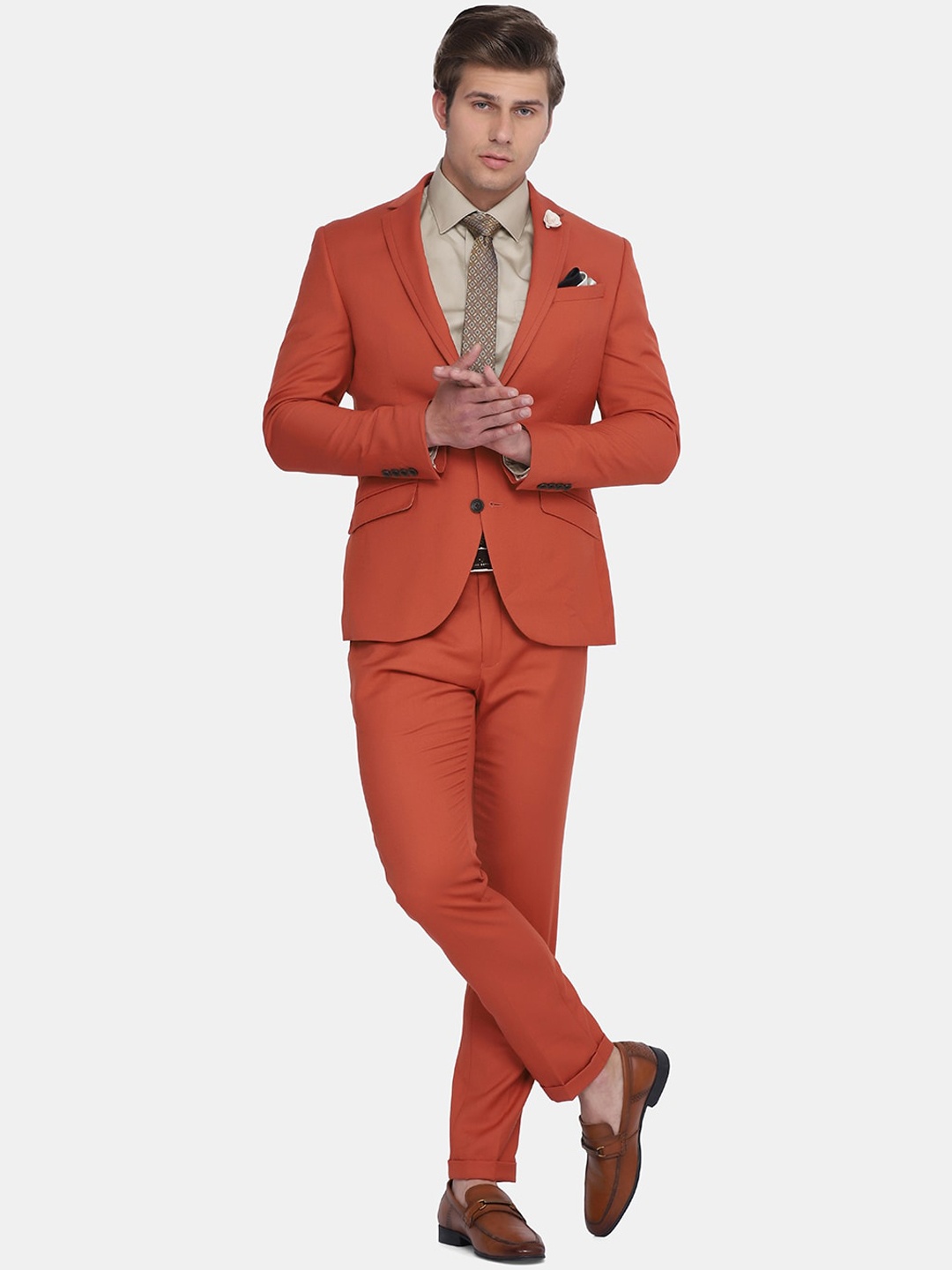 

Blackberrys Men Orange Solid Phoenix Skinny Fit Single-Breasted Two-Piece Formal Suit