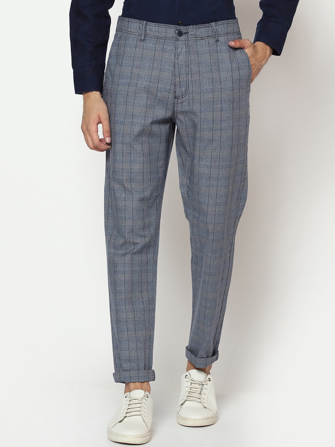 

Blackberrys Men Navy Blue Checked Arise Regular Fit Trousers