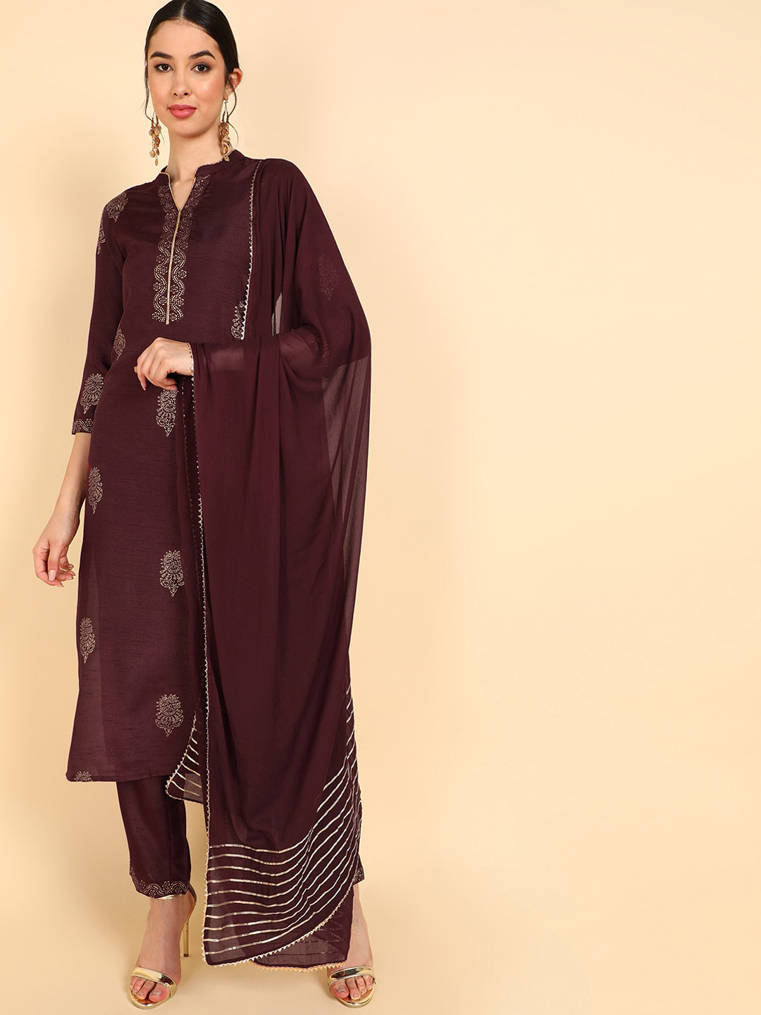 

AHIKA Women Maroon & Gold Ethnic Motifs Printed Kurta with Trousers & With Dupatta