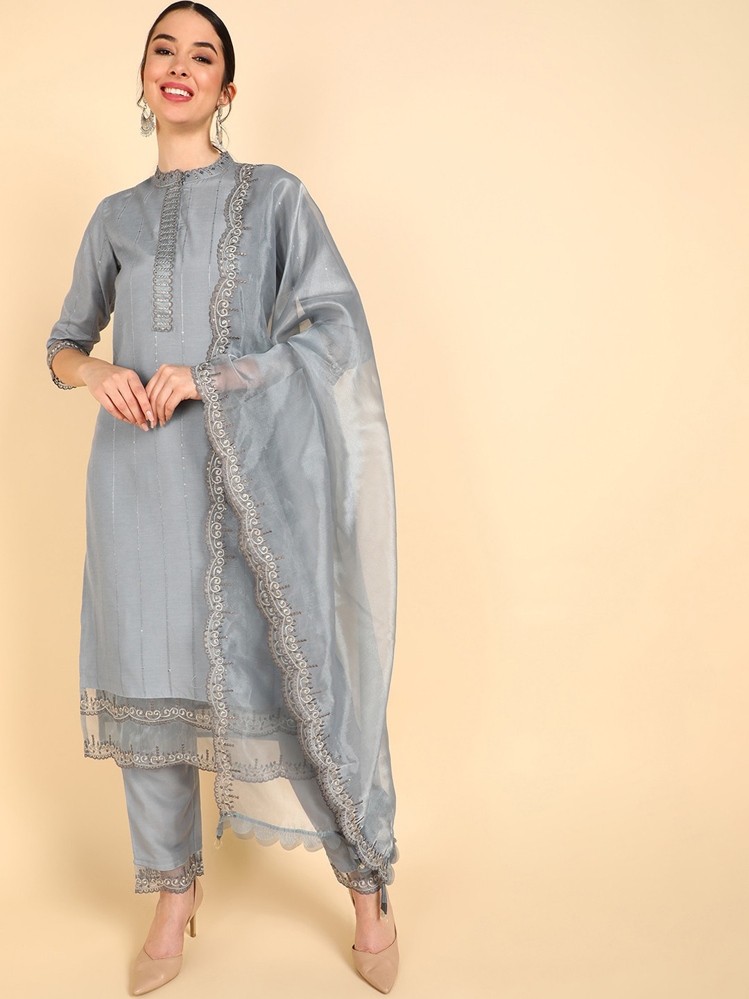 

AHIKA Women Grey Solid Poly Silk Kurta Set