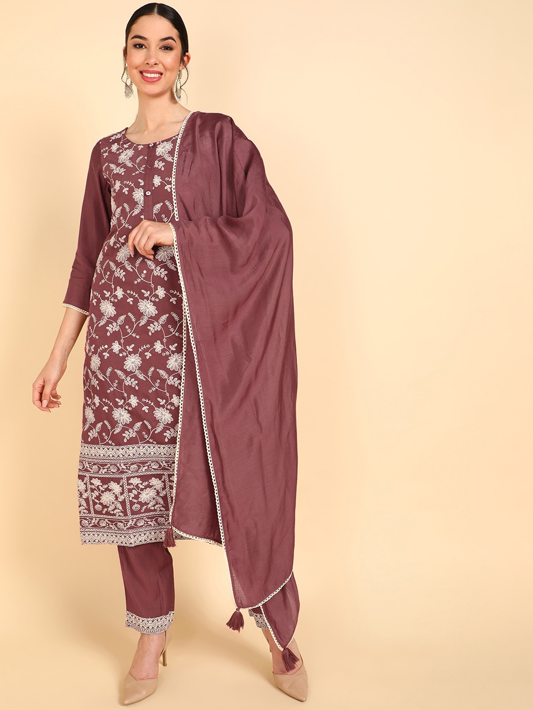 

AHIKA Women Mauve Embroidered Kurta With Trousers & Dupatta