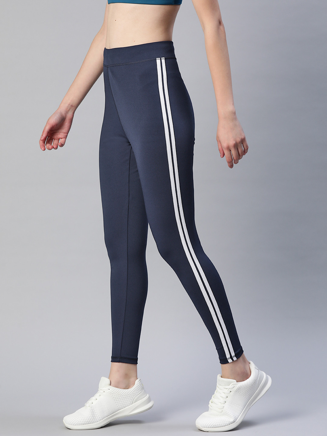 

Blinkin Women Navy Blue Rapid Dry Tights With Side Stripes