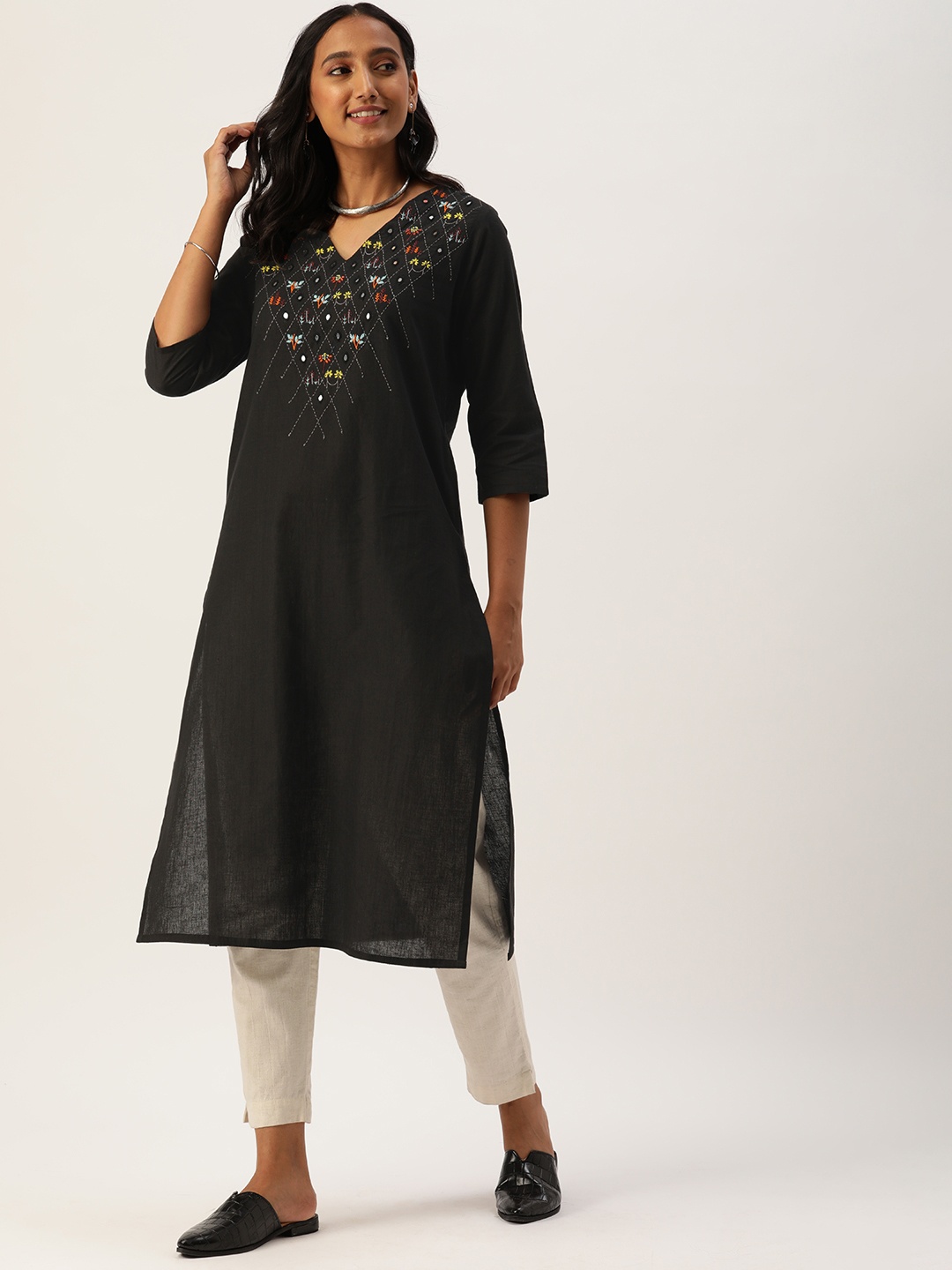 

OKHAI Women Black Yoke Design Thread Work Kurta