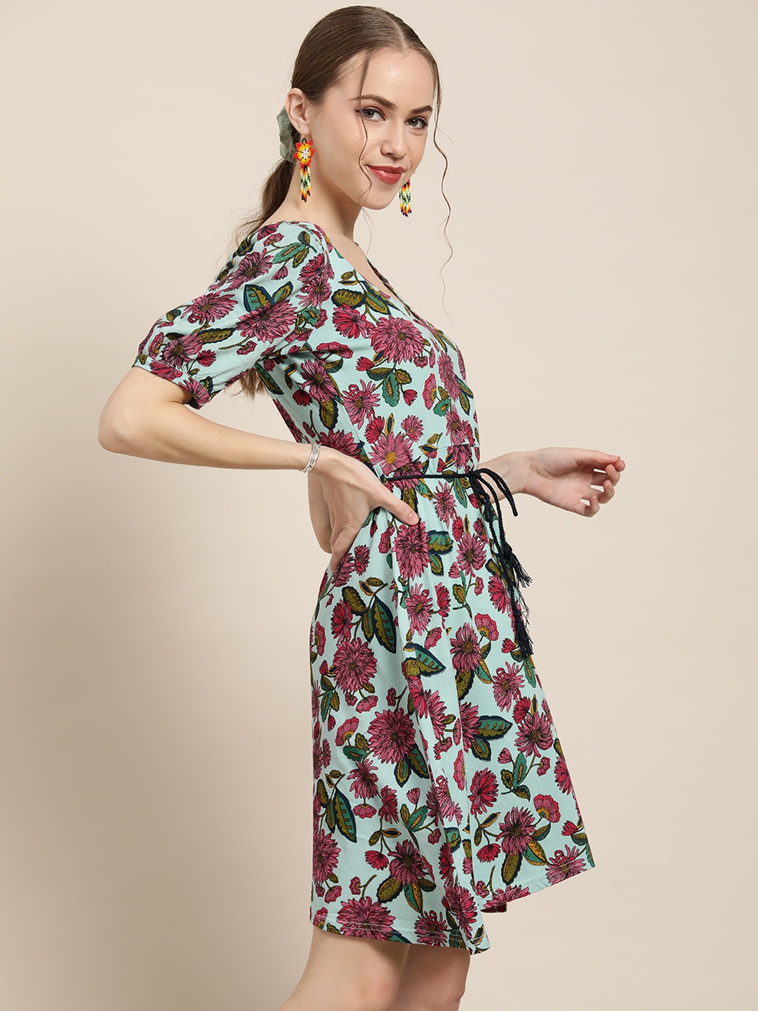 

Sangria Women Blue & Pink Floral Printed A-Line Mini Dress