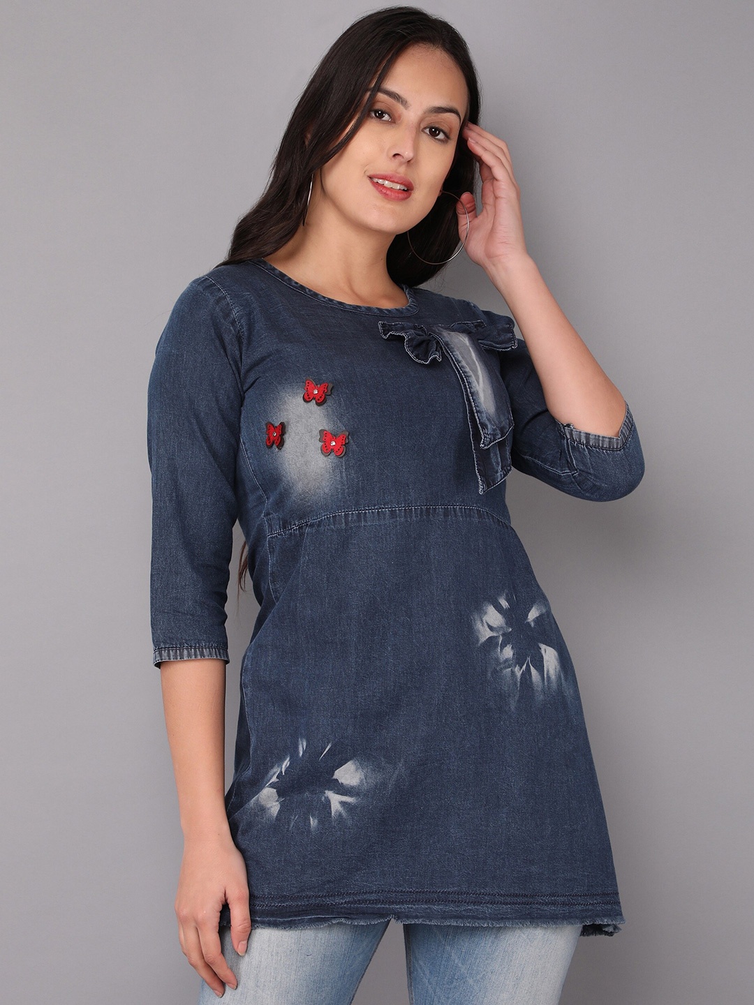 

PARIKA CREATION Blue Floral Print Denim Top