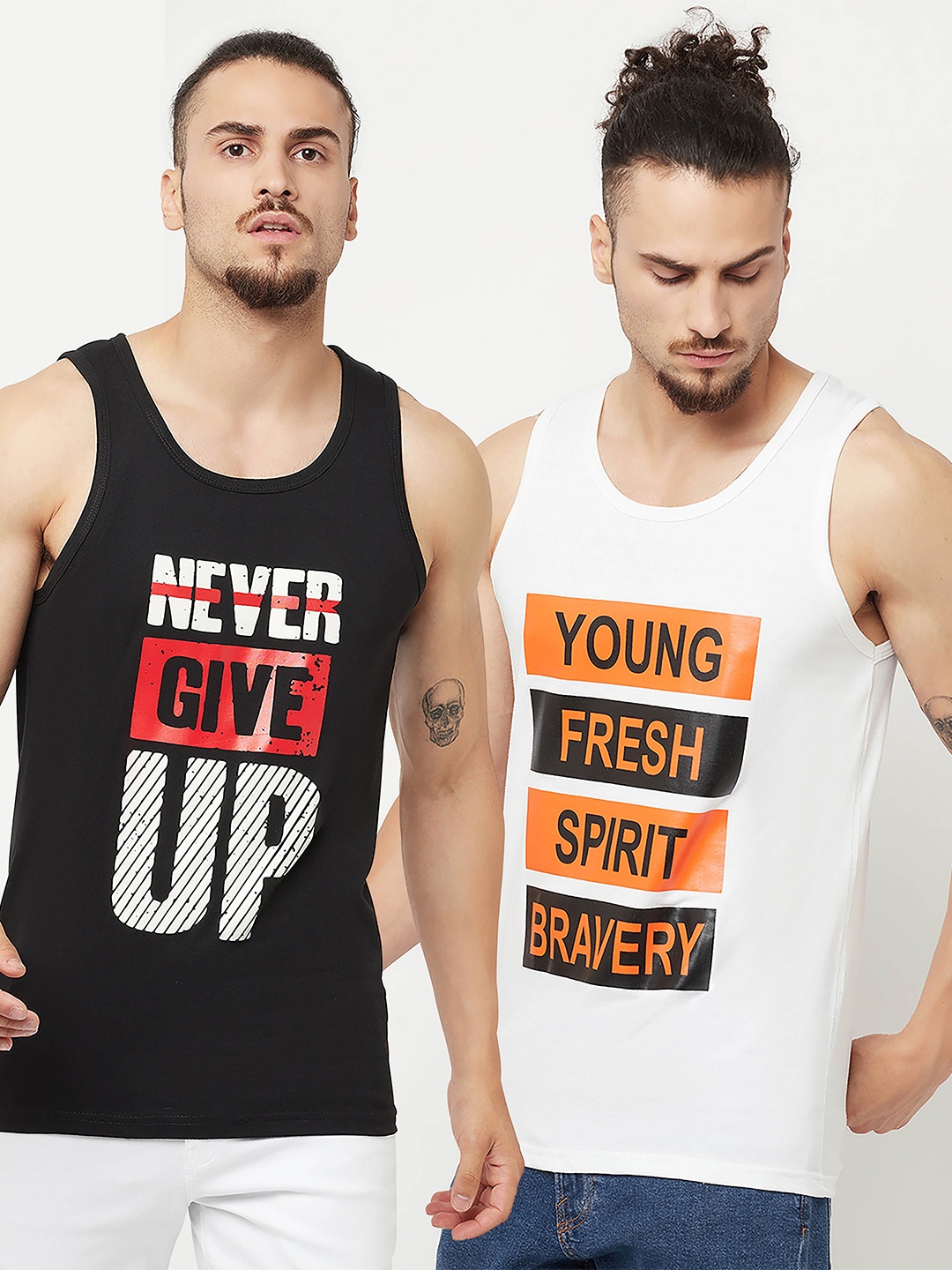 

KAY DEE Men Black & White Typography Set Of 2 Printed Slim Fit Pure Cotton T-shirt