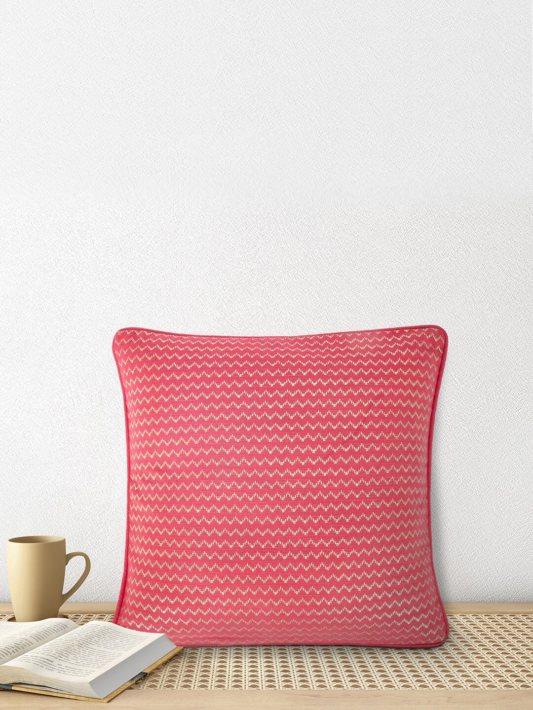 

Living scapes by Pantaloons Pink & Golden Pure Cotton Geometric Square Cushion Covers