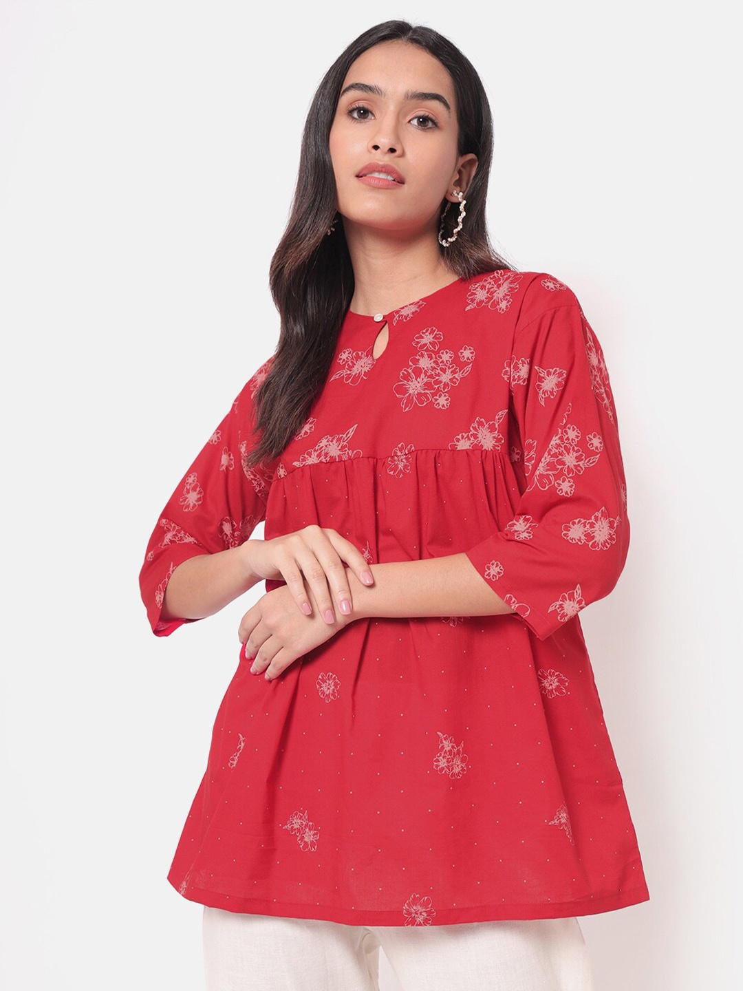 

Saaki Red & White Print Keyhole Neck Top