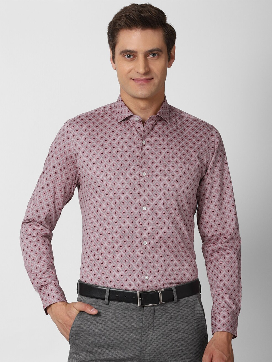 

Peter England Men Purple Slim Fit Printed Pure Cotton Formal Shirt