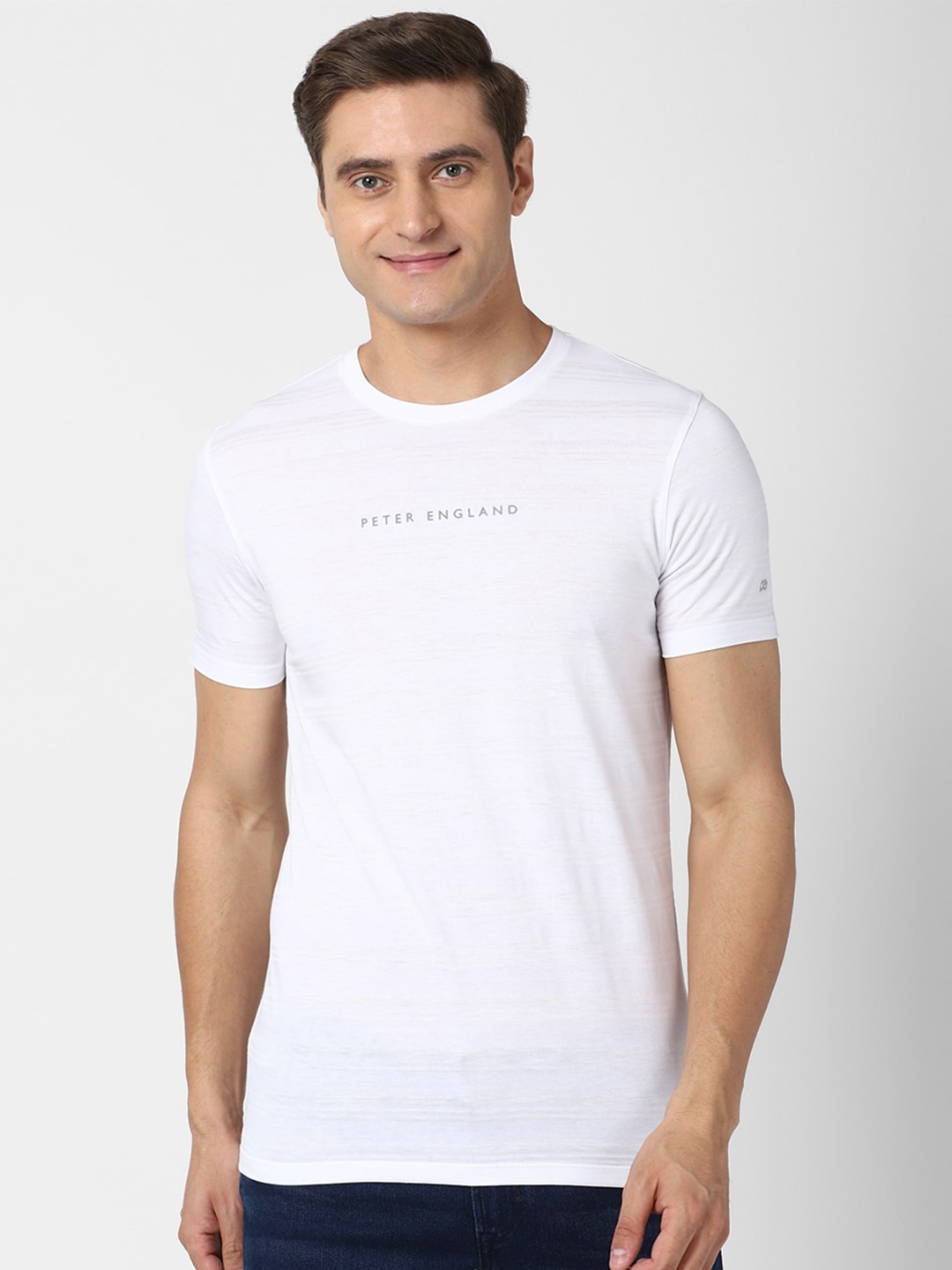 

Peter England Casuals Men White Typography Printed Slim Fit T-shirt