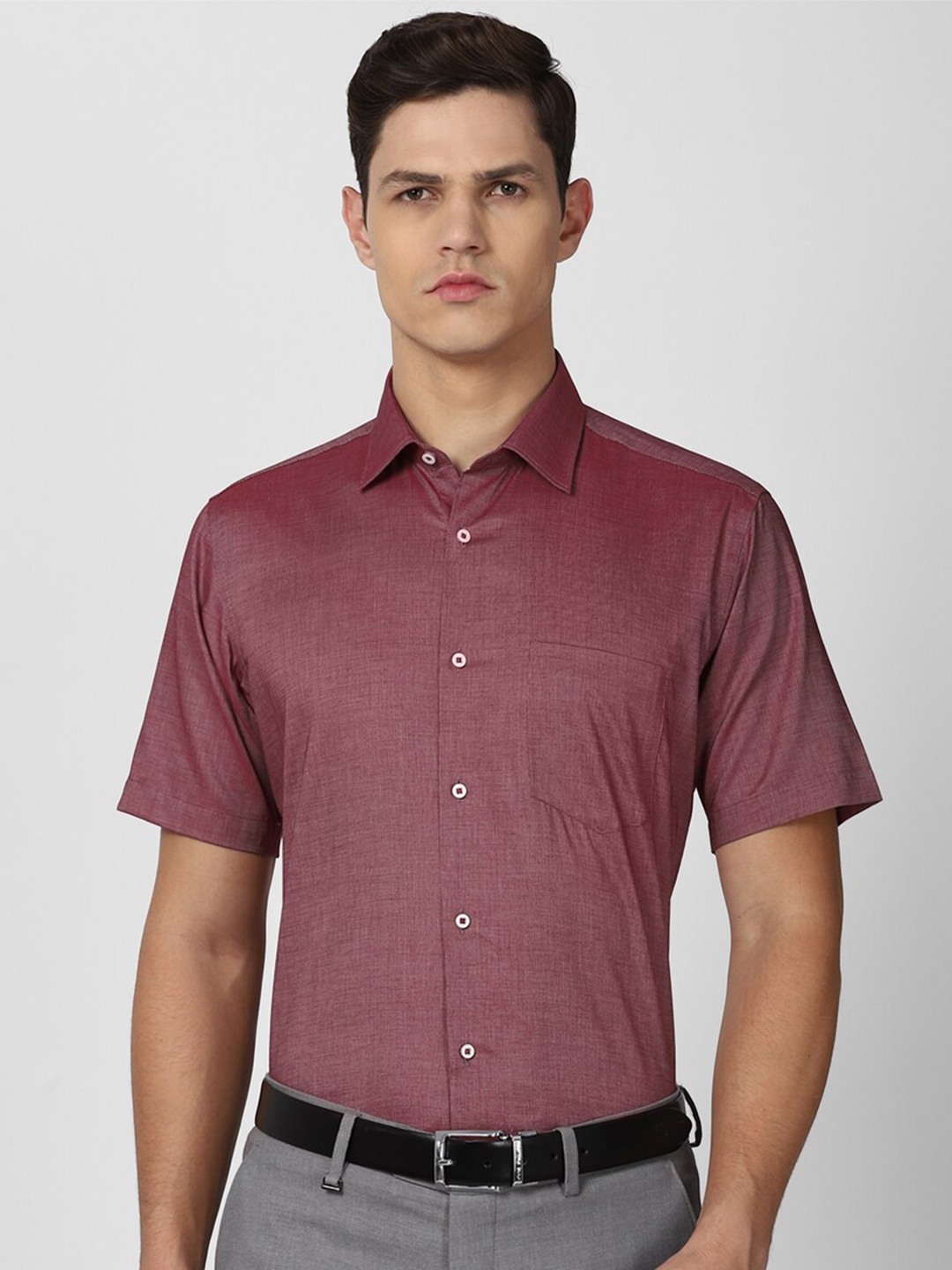 

Van Heusen Men Maroon Solid Formal Shirt