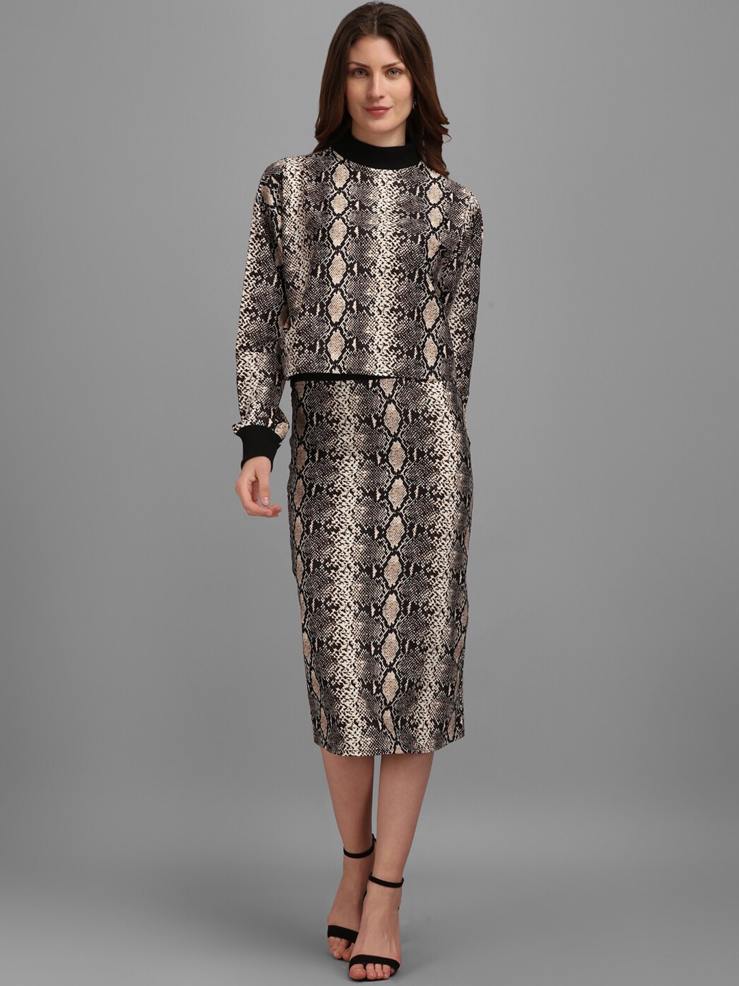

PURVAJA Women Beige & Black Printed Co-ords Set