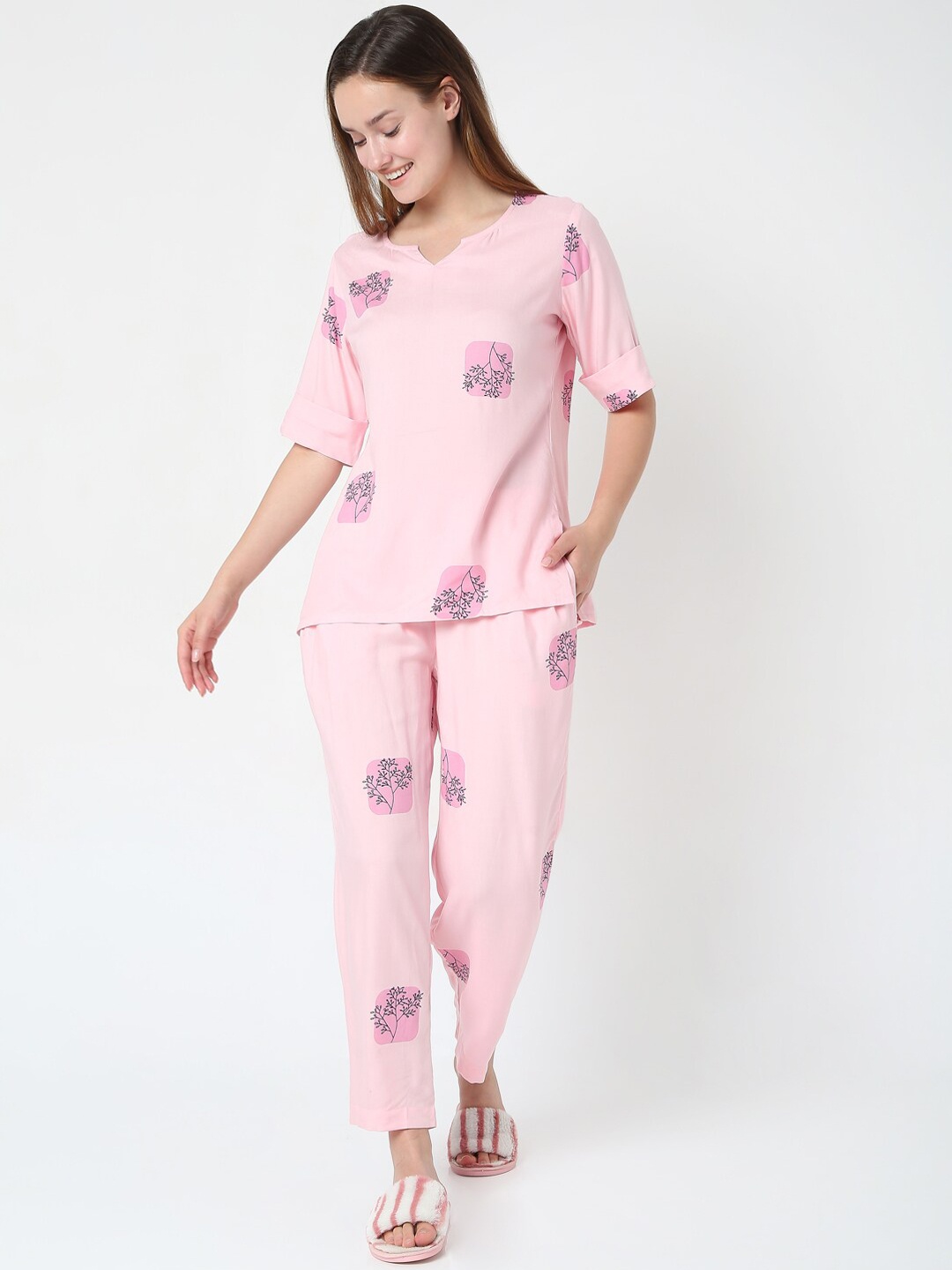 

Smarty Pants Women Pink Printed Pure Cotton Night suit