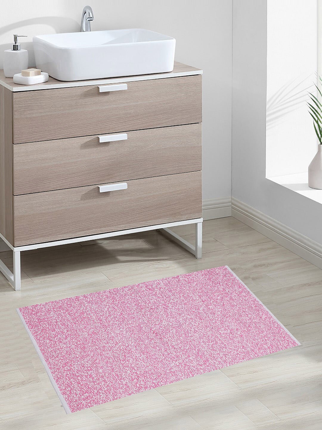 

Oxolloxo Pink & White Printed Cotton Rectangle Floor Rug