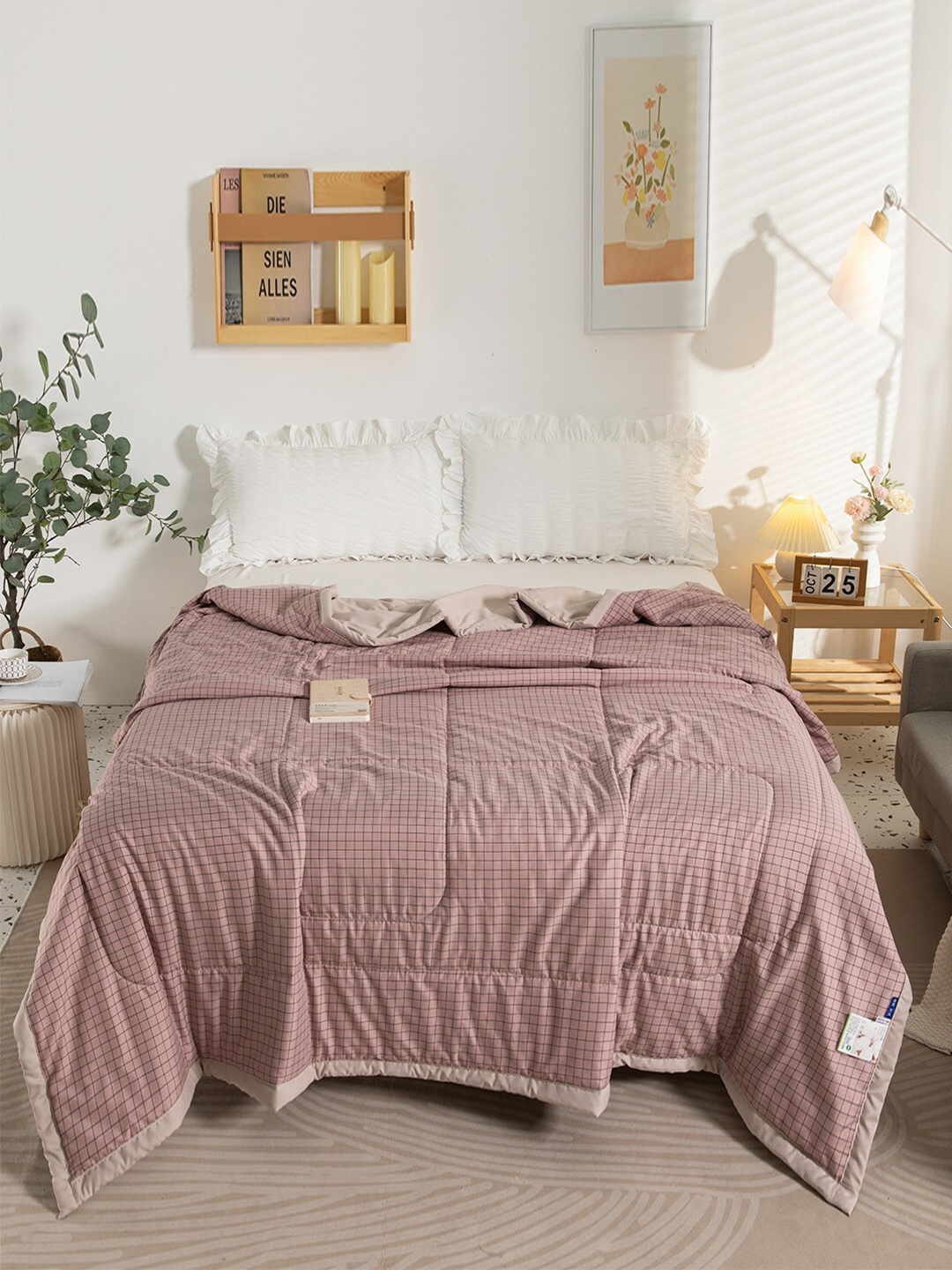 

JC Collection Pink & Black Checked Summer 400 GSM Single Bed Quilt