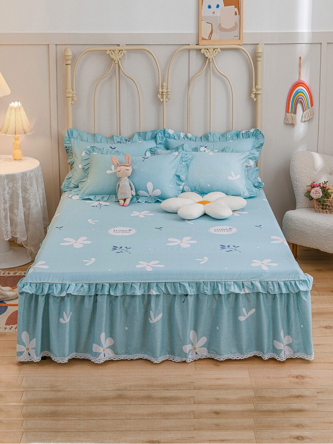 

JC HOME Blue & White Floral Cotton Bed Covers & With 2 Pillow Covers
