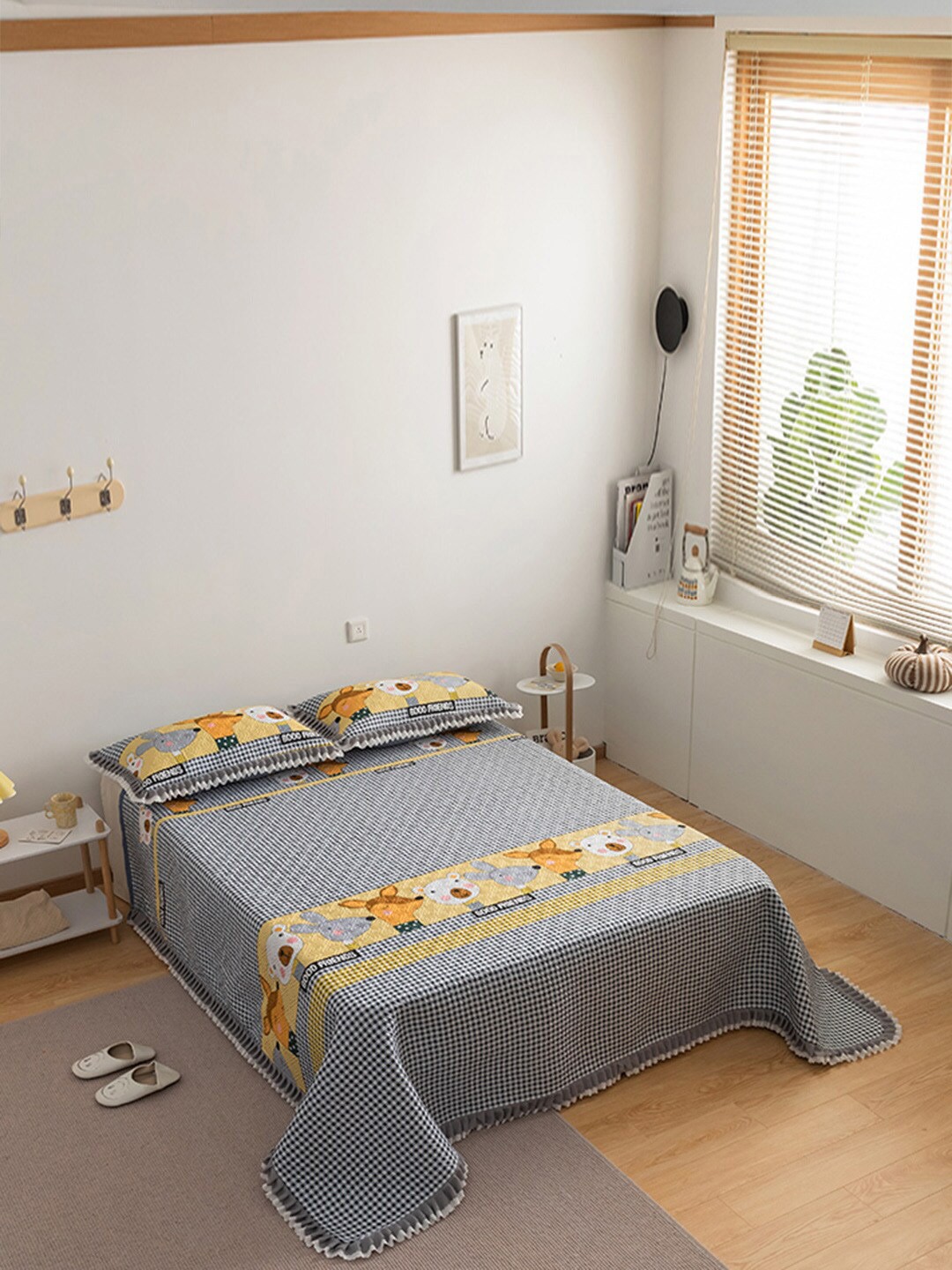 

JC Collection Grey Printed Double King Bed Cotton Bed Covers